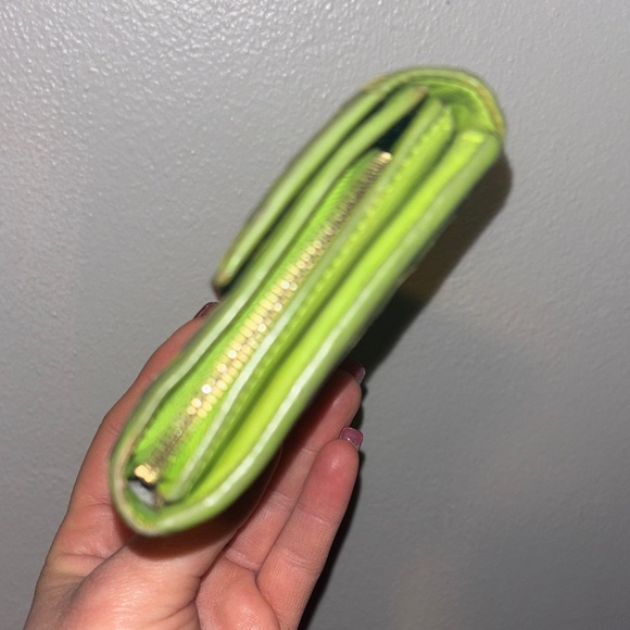 Bottega Venetia Green Woven Leather wallet - Picture 2 of 13